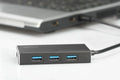 DIGITUS DA-70240-1 Digitus 4 Port USB 3.0 Hub, 5V/2A güç adaptörü dahil, alüminyum