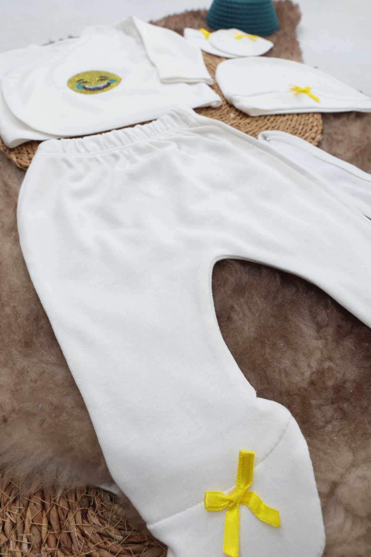 Sema Baby 5 Parça Gülen Surat Hastane Çıkışı Zıbın Seti 0-3 Ay